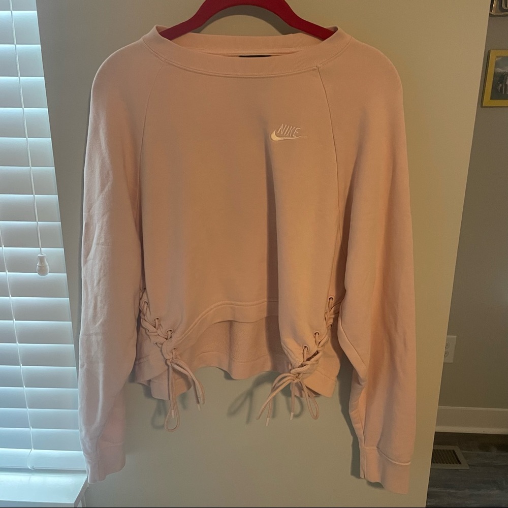 Nike cropped pullover sweatshirt